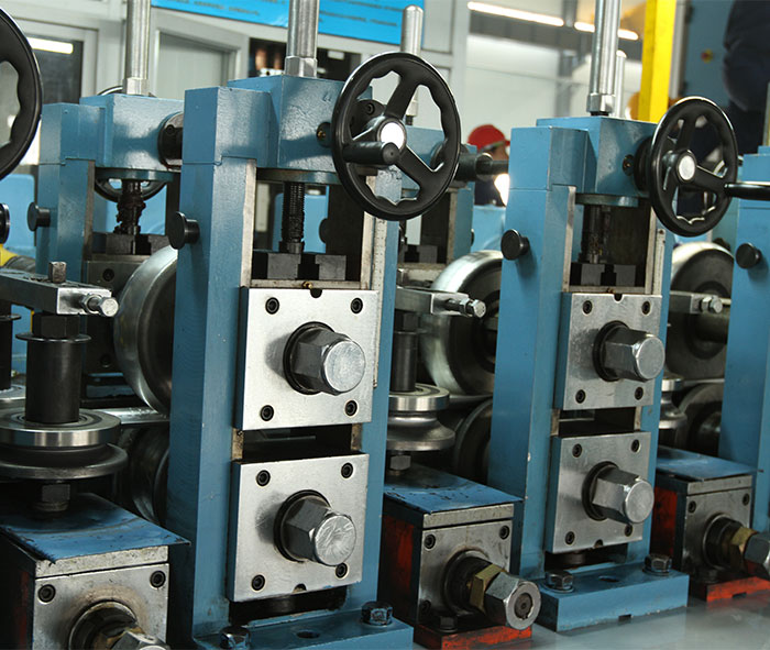 High frequency welding pipe machine can improve pipe production efficiency